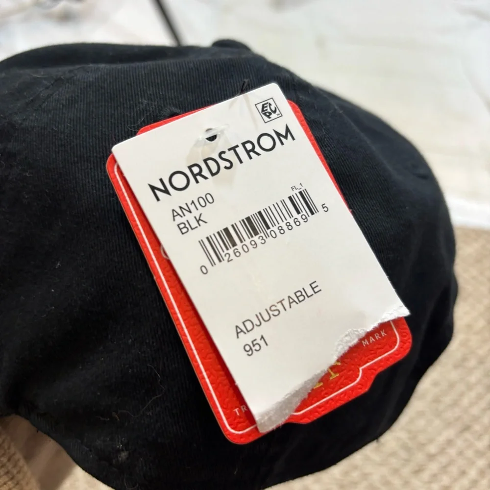 Brand new with Tags Men’s American Needle Brand Black‎ Baseball Cap One Size